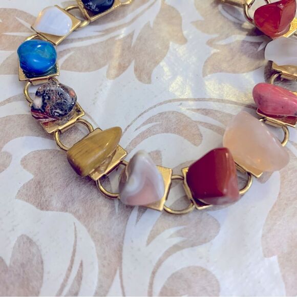 Natural Stones on Gold Tone Bracelet 7” - Picture 2 of 4